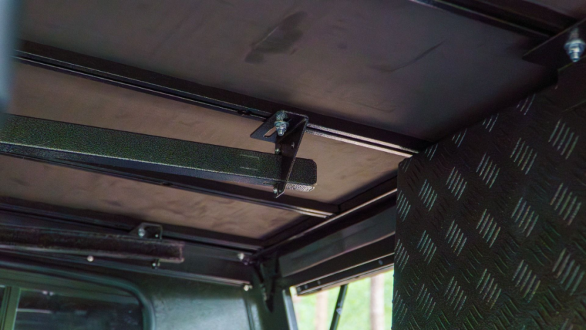 Držák na stůl Bushtech