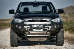 Přední pevnostní nárazník Isuzu D-Max 2021