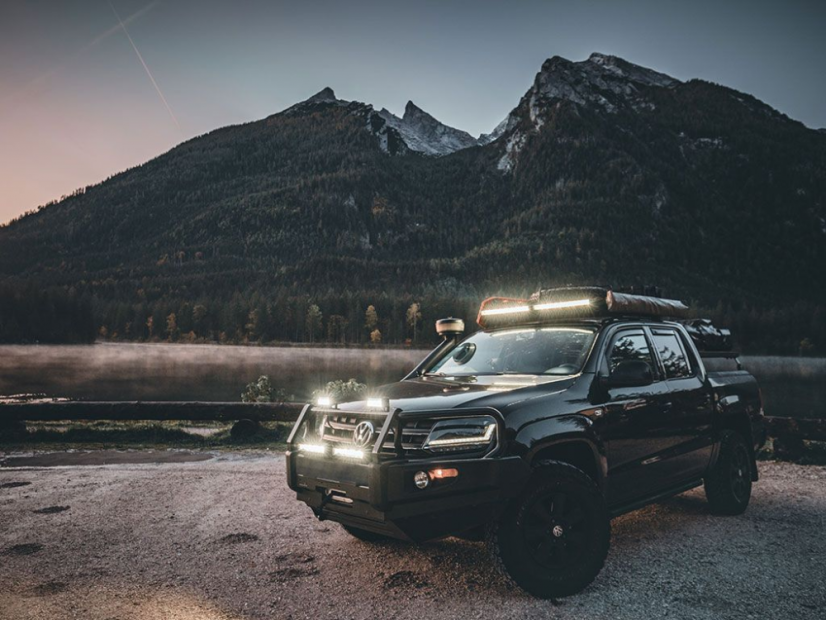 Montážní držák pro 7in & 14in LED OSRAM Light Bar SX180-SP/SX300-SP