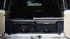 Kuchyňka a zásuvky do auta velikost SUV