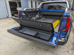 Úložný box do víka korby Volkswagen Amarok (2023 -)