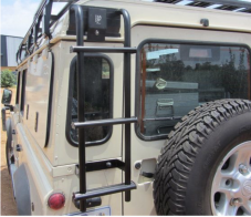 Žebřík a nášlap K9 Land Rover Defender 110