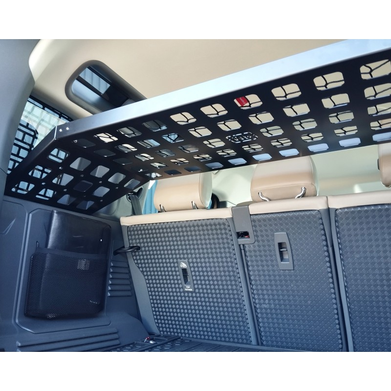 Polička na príslušenstvo do batožinového priestoru vozidla Land Rover Defender 110 po roku 2020. L663