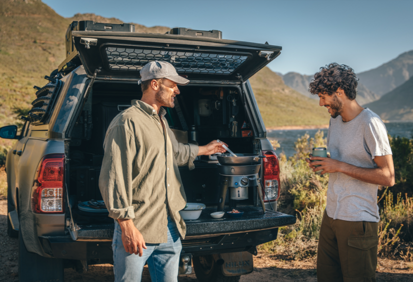 Gril Safari Chef 30 HP Combo na cesty do kempu i zahradu