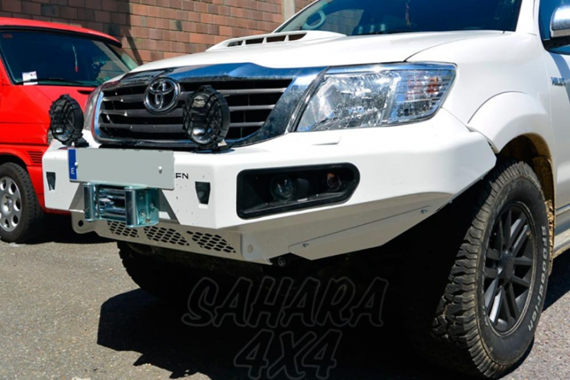 Nárazník pevnostní TOYOTA Hilux Vigo od 2011