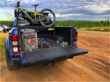 Úložný modul zadních výklopných dveří Huracan Fabrication - Ford Ranger (Raptor) T6 (2012 - 2022)