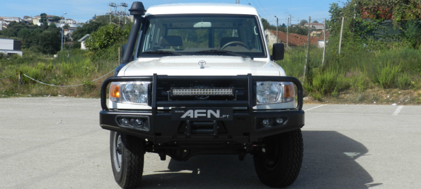 Nárazník pevnostní bullbar TOYOTA HZJ 76,78,79