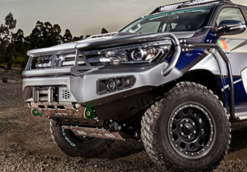 Nárazník pevnostní Bullbar TOYOTA Hilux Revo